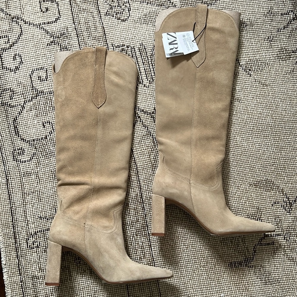 ZARA Tan Suede Western Boots (Size 38)